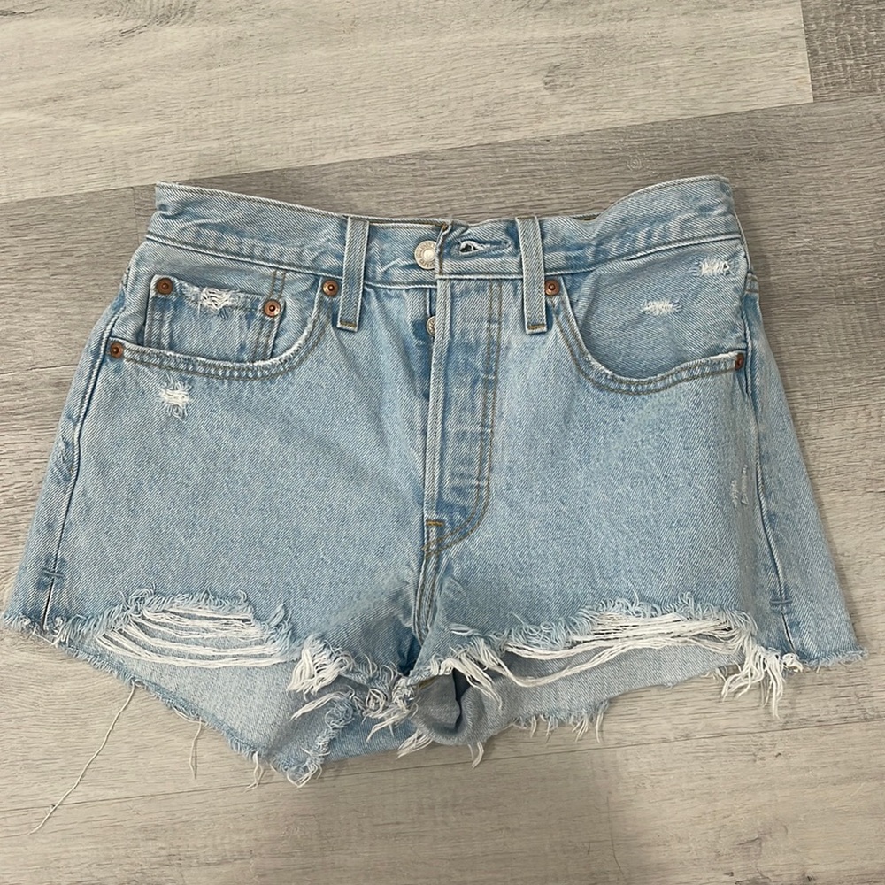 Levi 501; Size 26